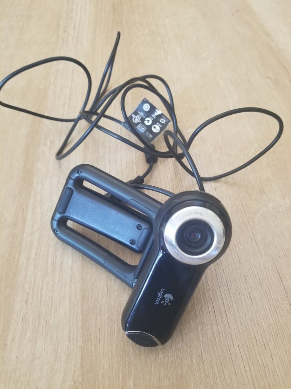 Logitech Computer Webcam / Camera - Picture 3 of 6